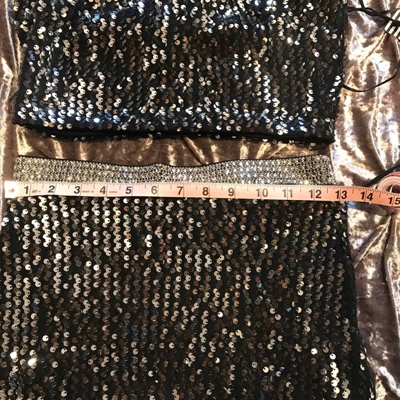 Two Piece Glam - Picture 6 of 11